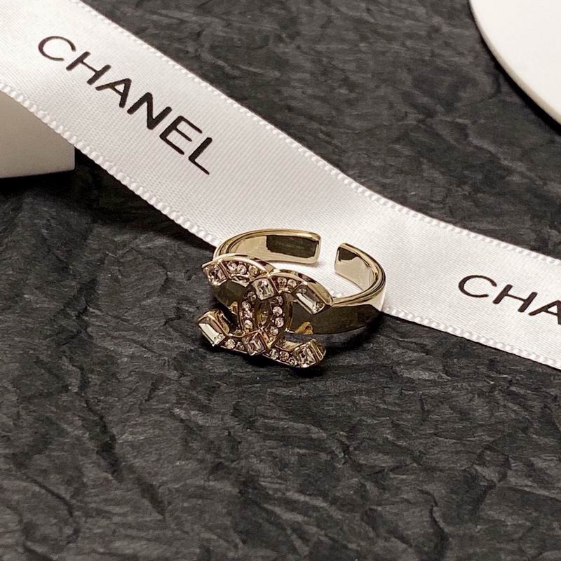 Chanel ring 06yxh05